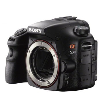 Ich habe mir die Sony SLT-A57 Kamera angesehen und bin wirklich überrascht