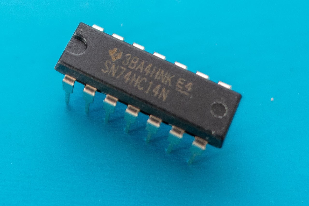 74HC14 - 6 Schmitt-Trigger in einem Gehäuse