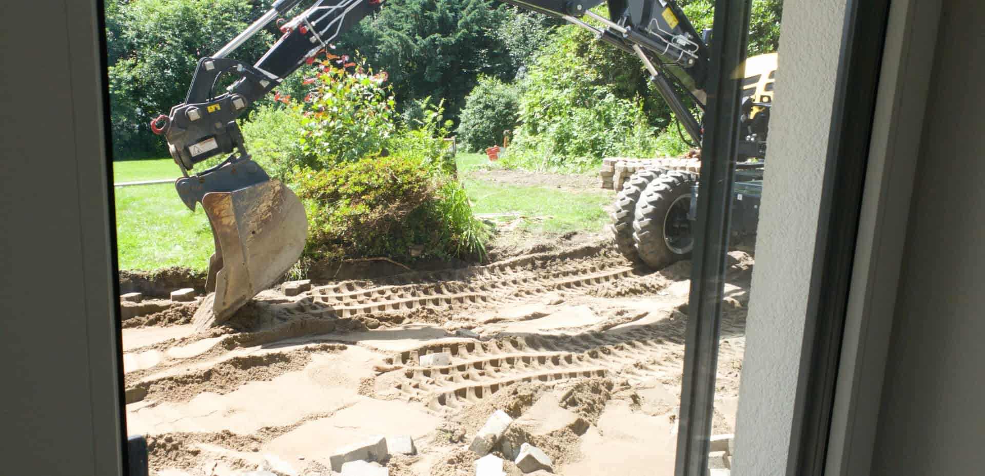 Superwerker Hof - der Bagger rollt